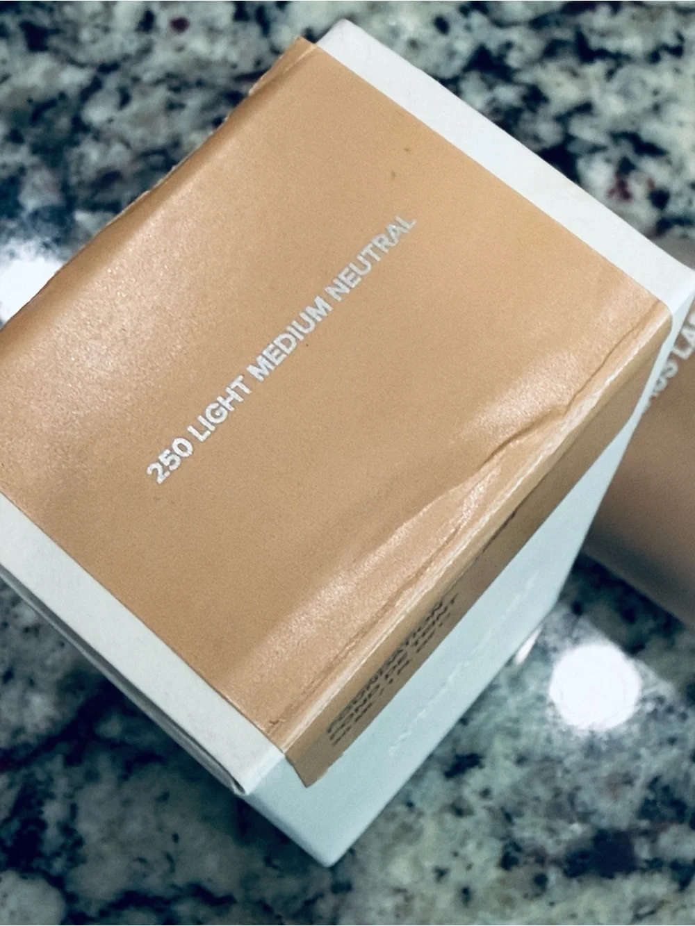 HAUS LABS 250 Light Medium Neutral  Skin Tech Foundation, New in box!